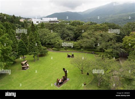 Hakone Open-Air Museum: En Skulpturpark Med Utsikt Över Fuji!