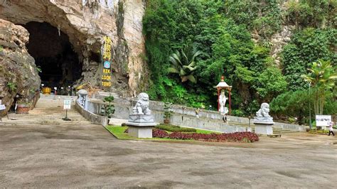  Kek Lok Tong: En Mystisk Grotta Fylld Med Buddhistiska Statyer och Exotisk Natur!