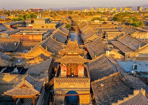 The Pingyao Ancient City: Enchanting Echoes of Imperial China and Architectural Marvel!