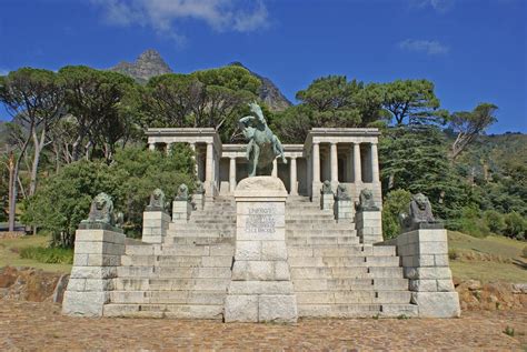 Rhodes Memorial: En historisk hyllning med fantastisk utsikt över Kapstaden!